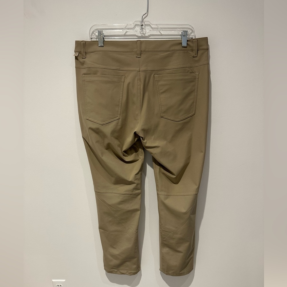 Lululemon ABC Classic-fit pants Size 34